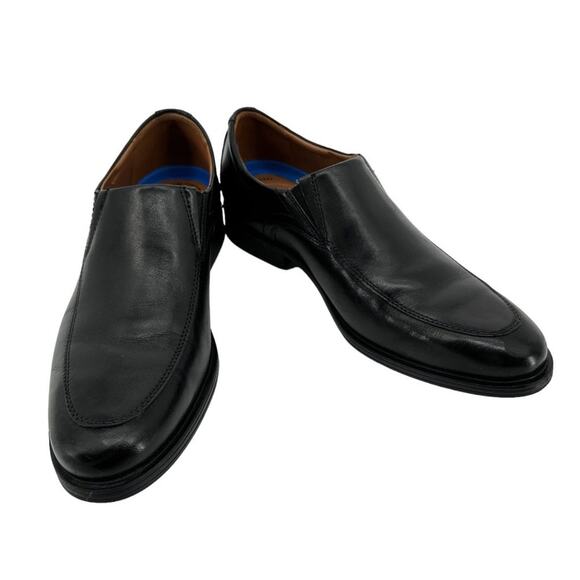 Clarks Other - CLARKS Whiddon Step Black Leather 10M